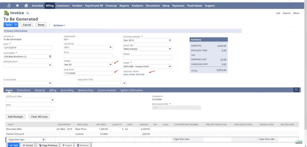 An invoice interface showing fields like date, customer, and due date.